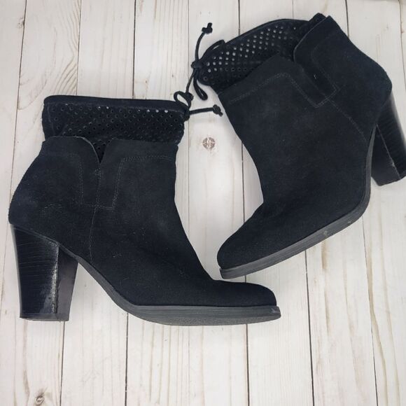 Crown Vintage Black Suede Leather Cropped Booties - Picture 1 of 6